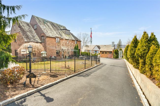 View of driveway | Image 26