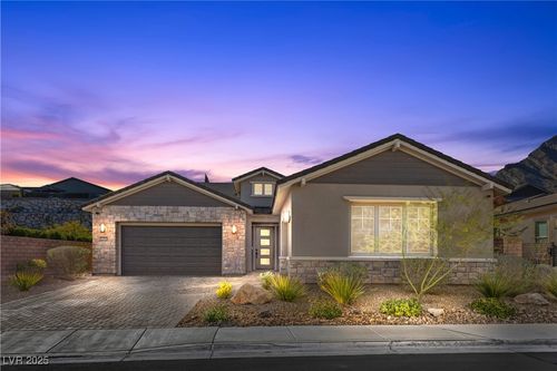 2931 Raywood Ash Dr, Las Vegas, NV, 89138-6143 | Card Image