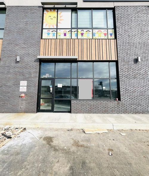 939 Parsons Rd Sw, Edmonton, AB, T6X0X2 | Card Image