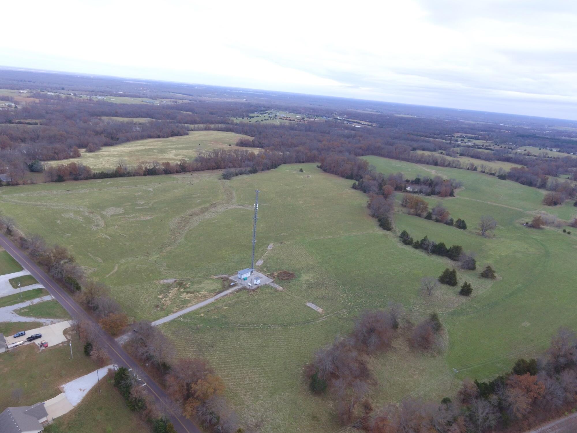 Land in HALLSVILLE 5