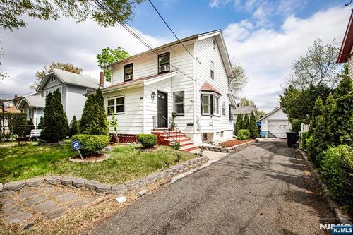 1161 Anna St, Teaneck, NJ, 07666-4807 | Card Image