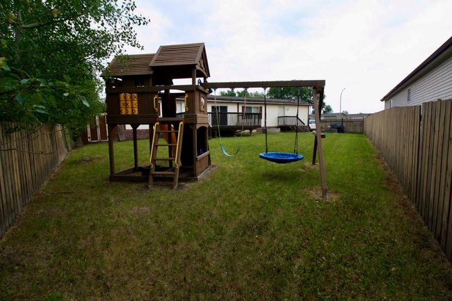 16 Dragonfly Crescent, House other with 3 bedrooms, 2 bathrooms and 2 parking in High Level AB | Image 20