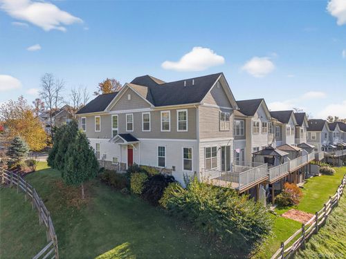 119 Meadow View Dr, Middletown, NY, 10940-3359 | Card Image