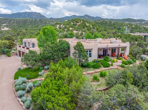 8 Vista Tesuque, Santa Fe, NM, 87506 | Card Image