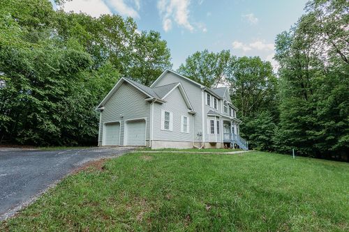 75 Morgan Way, Port Jervis, NY, 12771-3652 | Card Image
