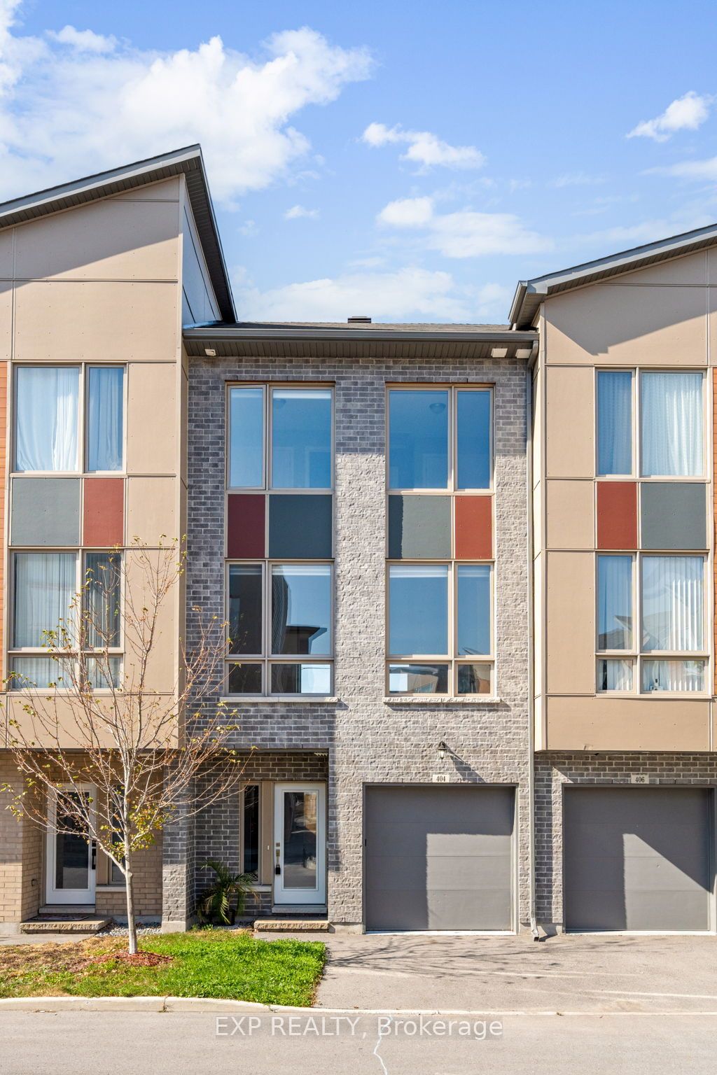 Residential in Hunt Club - Windsor Park Village and Area 4