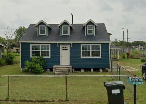 302 King Ave, Agua Dulce, TX, 78330 | Card Image