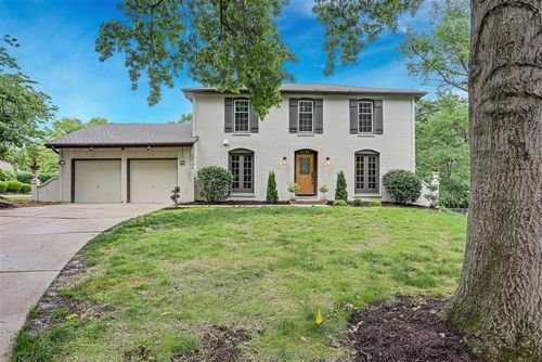 12126 Jefferson Ct, Kansas City, MO, 64145-1084 | Card Image