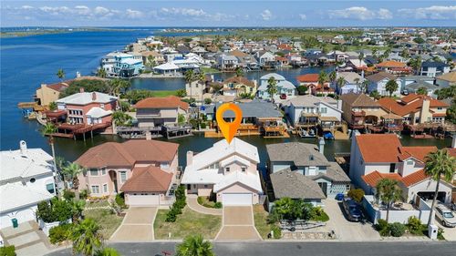 13514 Bullion Ct, Corpus Christi, TX, 78418-6907 | Card Image