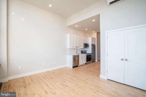 unit-210-1300 S 19th St, PHILADELPHIA, PA, 19146-4672 | Card Image