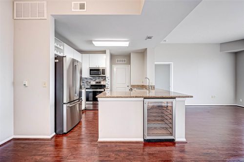 unit-2106-3505 Sage Rd, Houston, TX, 77056-7099 | Card Image
