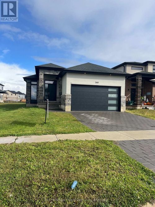 260 Greene Street, South Huron (Exeter), ON, N0M1S2 | Card Image