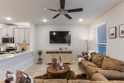 2728 Baneberry Ln, Mesquite, TX, 75150-4068 | Card Image