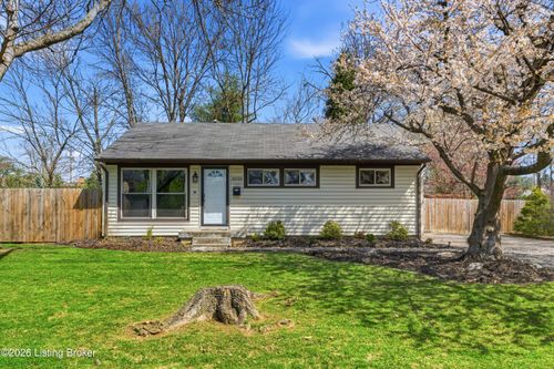 3233 Wellingmoor Ave, Louisville, KY, 40218-1058 | Card Image