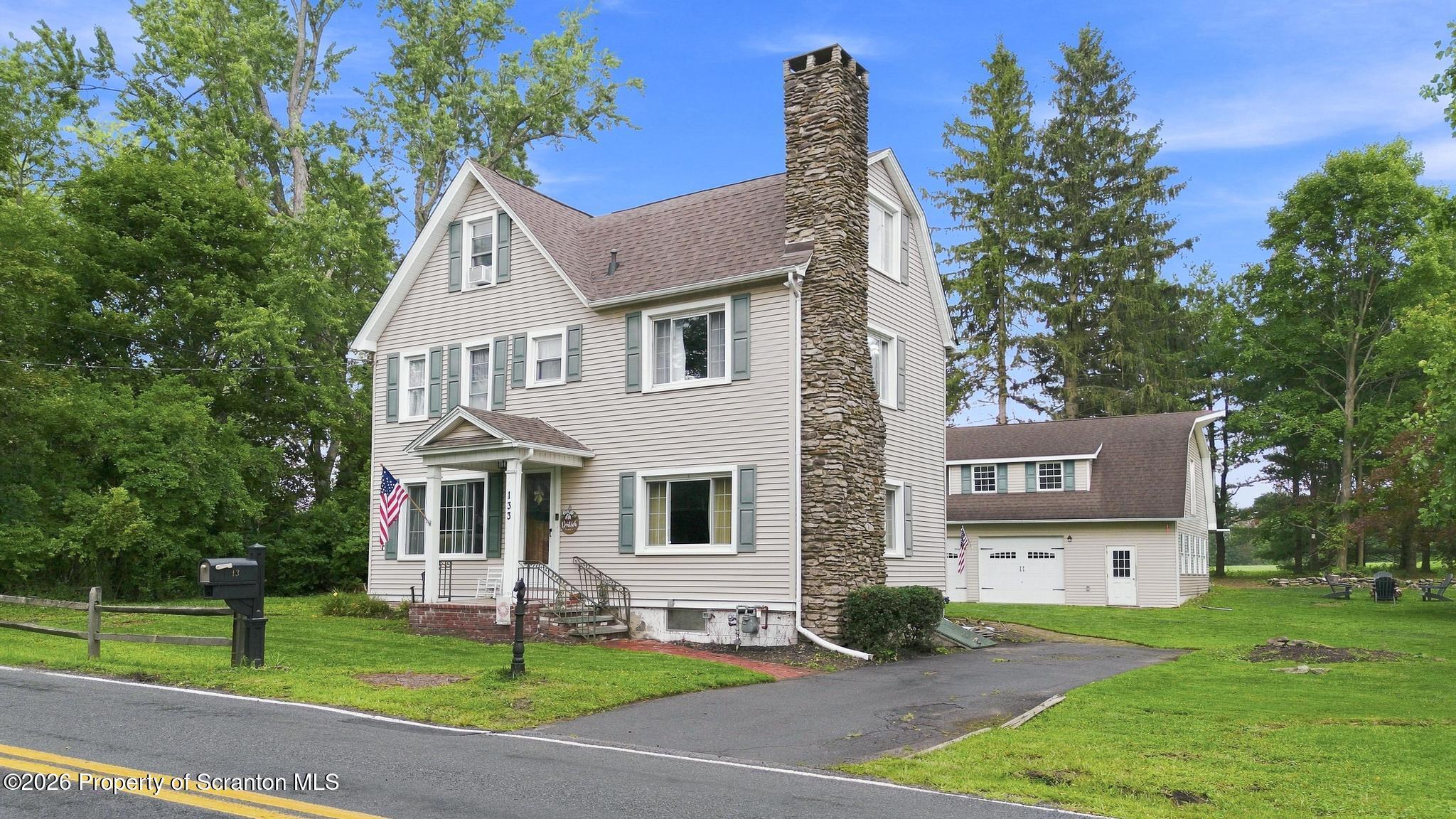 Residential in Waverly Twp 2