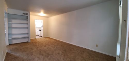 10-2404 Louise St, Denton, TX, 76201-5534 | Card Image