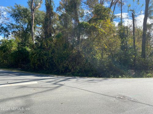 5 Pueblo Trl, CRAWFORDVILLE, FL, 32327-2854 | Card Image