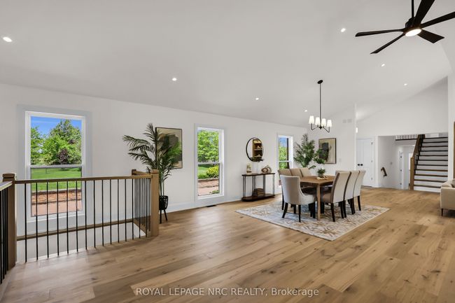 2021 Victoria Ave, Home with 5 bedrooms, 4 bathrooms and 50 parking in Pelham ON | Image 26