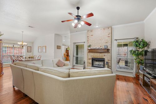 2014 Merlin Dr, Harker Heights, TX, 76548-2527 | Card Image