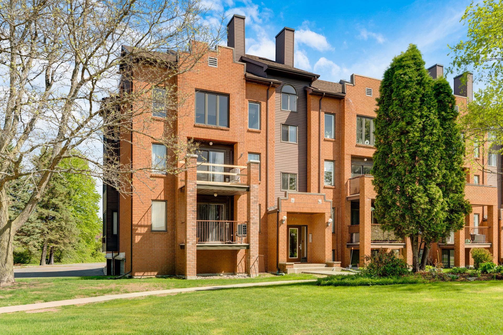 Residential in Gatineau (Gatineau) 4
