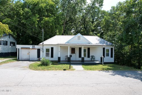 315 Floral St, Greeneville, TN, 37743-3611 | Card Image