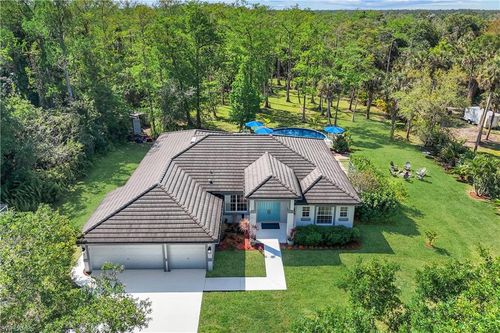 1420 14th Ave Ne, NAPLES, FL, 34120-5420 | Card Image