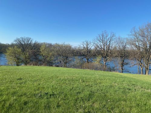 429 W Walnut Ave, Frazee, MN, 56544-4339 | Card Image