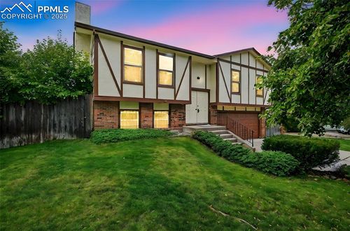 8122 Brigantine Dr, Colorado Springs, CO, 80920-4403 | Card Image