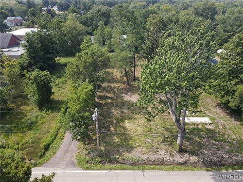 1993 S Creek Rd, Derby, NY, 14047-9628 | Card Image