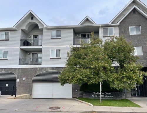109 - 2440 34 Avenue Sw, Home with 1 bedrooms, 1 bathrooms and 1 parking in Calgary AB | Card Image