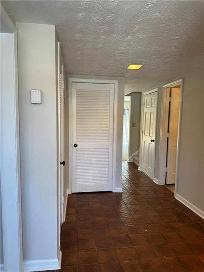 731 Hanover Ln Se, Condo with 3 bedrooms, 3 bathrooms and 2 parking in Marietta GA | Image 4