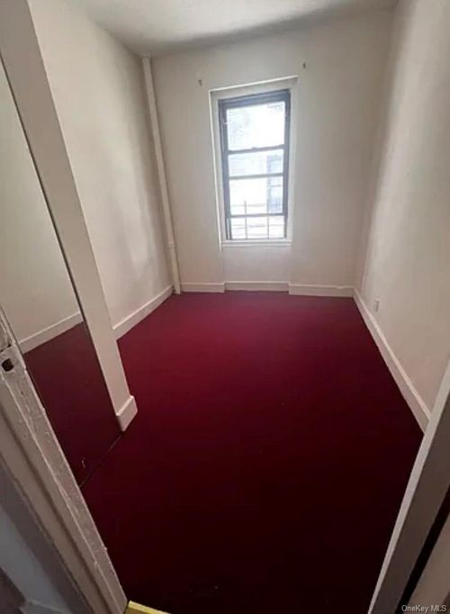 2b-21-28 35th Street, New York, NY, 11105 | Card Image