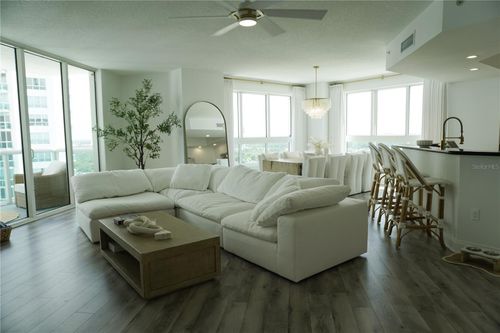 2009-241 Riverside Dr, HOLLY HILL, FL, 32117-4982 | Card Image