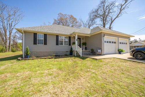 50 Perry Pl, Savannah, TN, 38372-2104 | Card Image