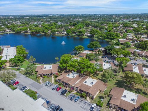 108-300 Berkley Rd, Hollywood, FL, 33024-1136 | Card Image