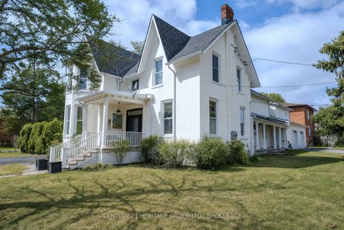 201 Bridge St W, Napanee, ON, K7R2E5 | Card Image