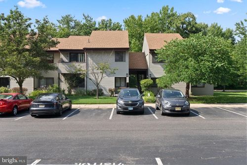 7 E Daisy Ln, MOUNT LAUREL, NJ, 08054 | Card Image