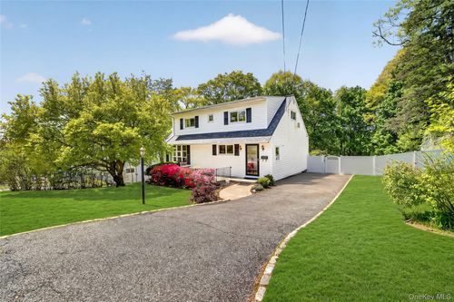 29 Newkirk Rd, Yonkers, NY, 10710-3517 | Card Image