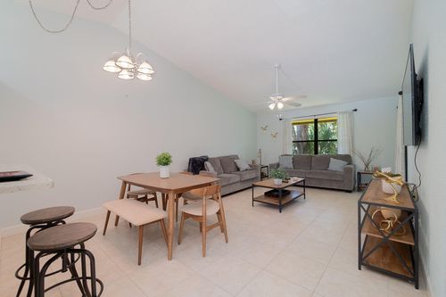 11-13095 Belhaven Ct, Wellington, FL, 33414-3970 | Card Image