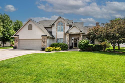 41 Hickory Drive, Cedar Grove, WI, 53013 | Card Image