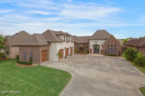 121 Snapping Ln, Broussard, LA, 70518-7447 | Card Image