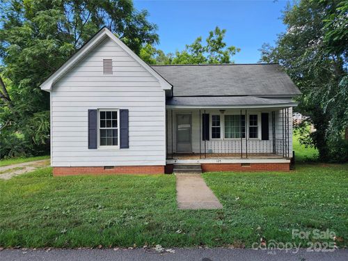 125 S Davie Dr, Mocksville, NC, 27028-2927 | Card Image