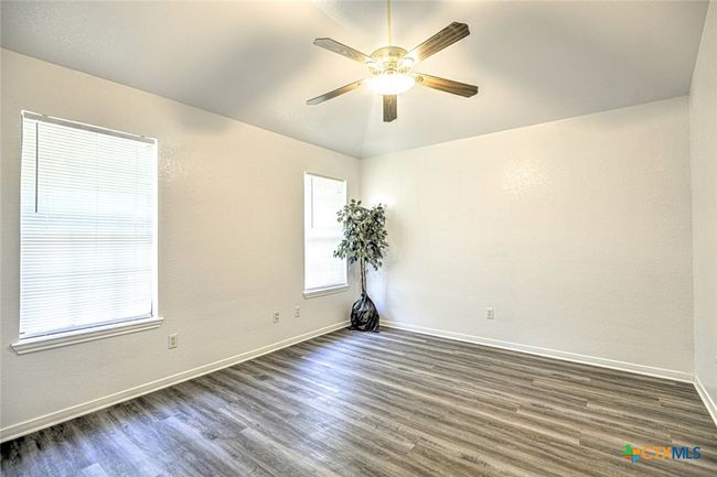 2nd bedroom | Image 19