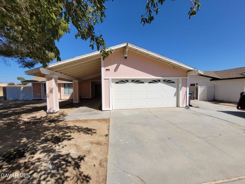 9825 Sally Ave, California City, CA, 93505 | Card Image