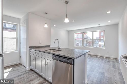 apt-302-751 N 43rd St, PHILADELPHIA, PA, 19104-2498 | Card Image