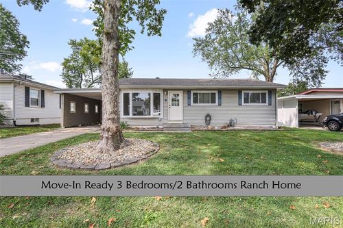 417 Montclaire Ave, Edwardsville, IL, 62025-2515 | Card Image