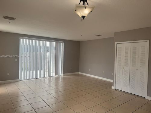 1-8091 W 36th Ave, Hialeah, FL, 33018-1808 | Card Image