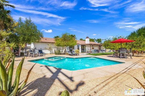 2342 N San Gorgonio Rd, Palm Springs, CA, 92262 | Card Image