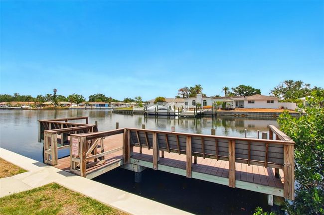 APT-4 - 1671 Cape Ann Ave Ne, Condo with 2 bedrooms, 2 bathrooms and null parking in St Petersburg FL | Image 35