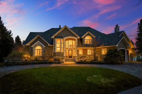 4-7545 Oyster Bay Dr, Charlevoix, MI, 49720-8822 | Card Image